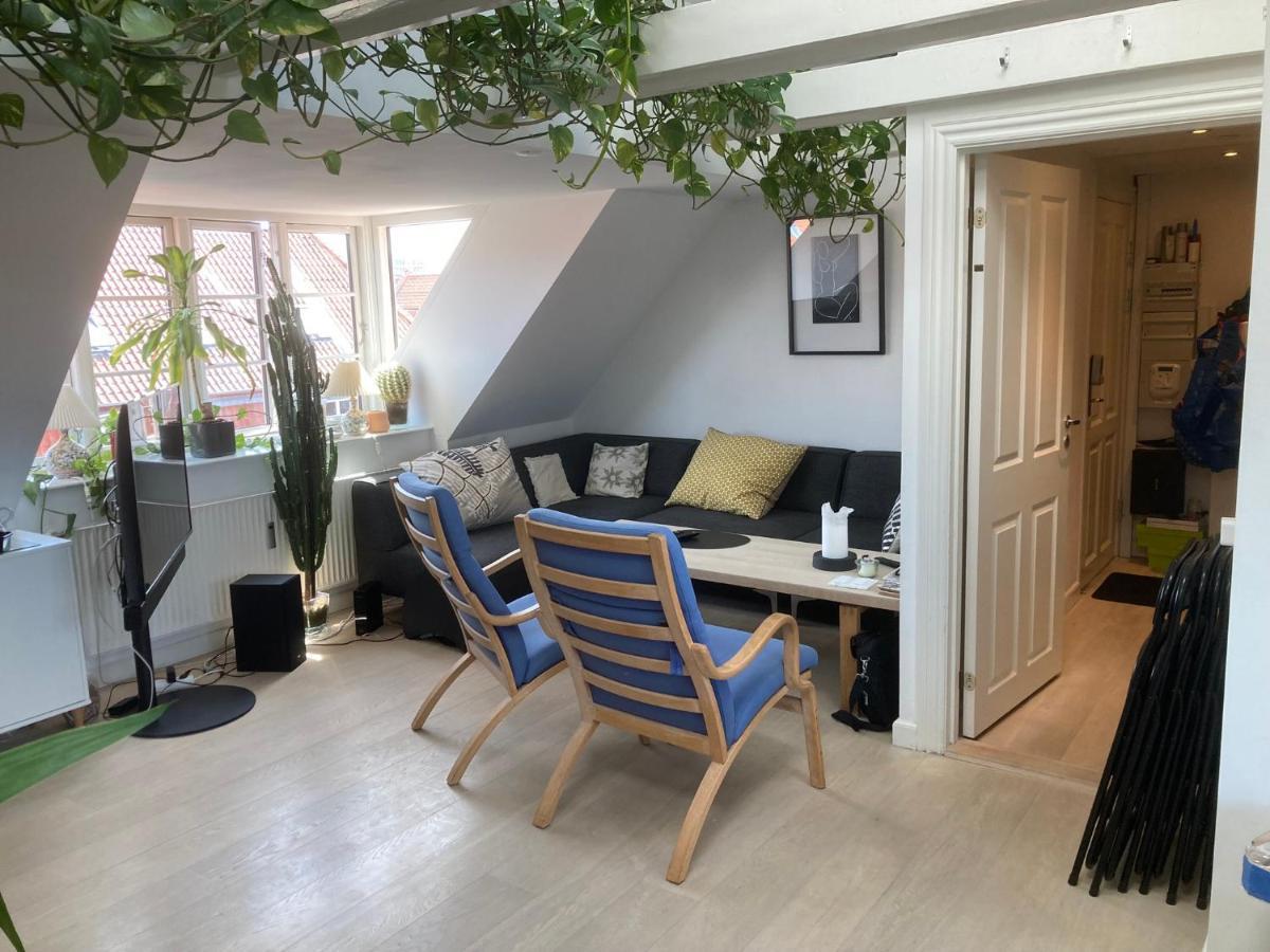 Vaerelse I Lejlighed Med Udsigt Og Ro Aarhus Exterior photo